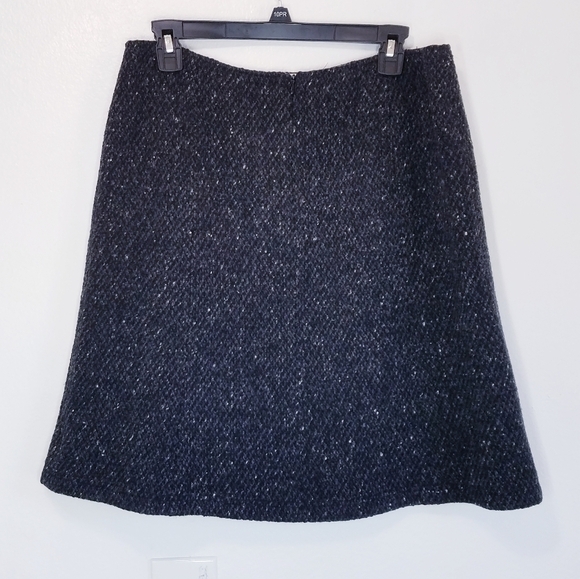 Max Mara | Weekend Wool Mini Skirt 10 - Picture 4 of 12
